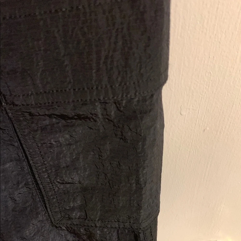 NWT GAP boys Large Black Cargo Swim Shorts